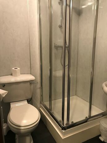 Imagen de la habitación del Hotel Beeches Guest House. Foto 12