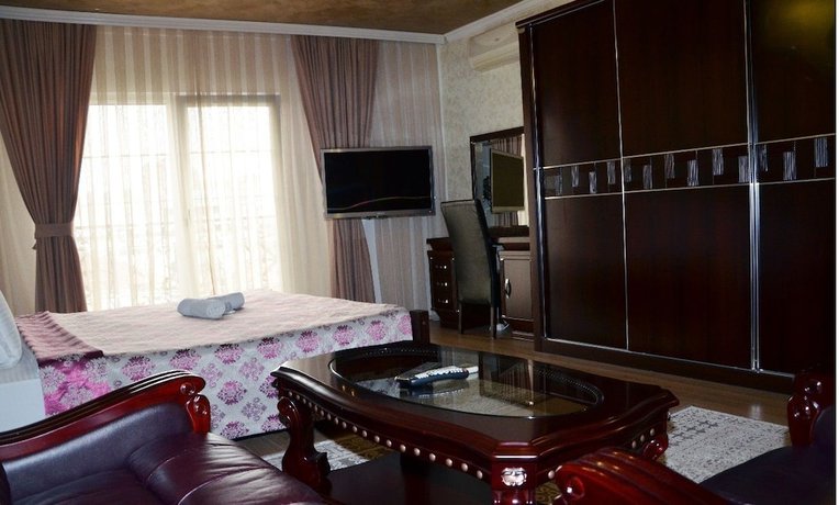 Imagen de la habitación del Hotel Begolli. Foto 8