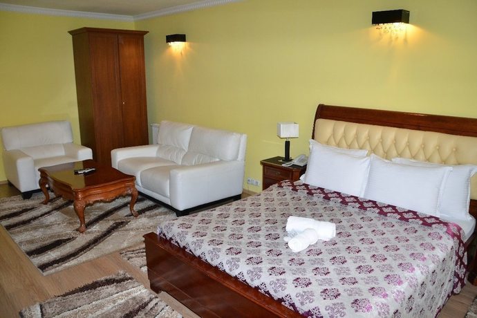 Imagen de la habitación del Hotel Begolli. Foto 12