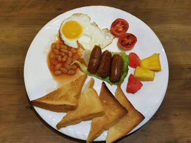 Imagen del bar/restaurante del Hotel Begonia Resort. Foto 15