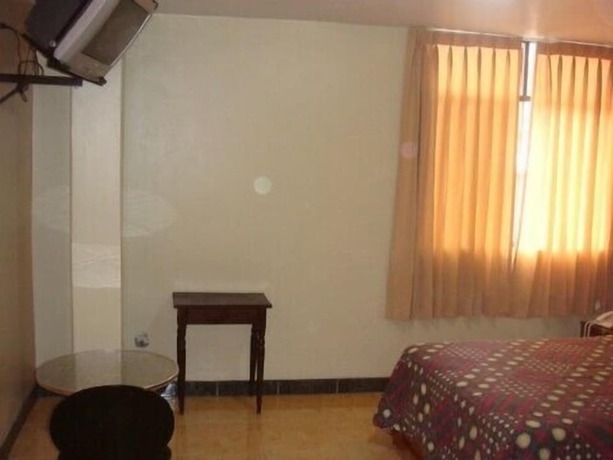 Imagen de la habitación del Hotel Begonias - Chiclayo. Foto 2