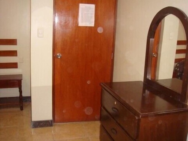 Imagen de la habitación del Hotel Begonias - Chiclayo. Foto 5