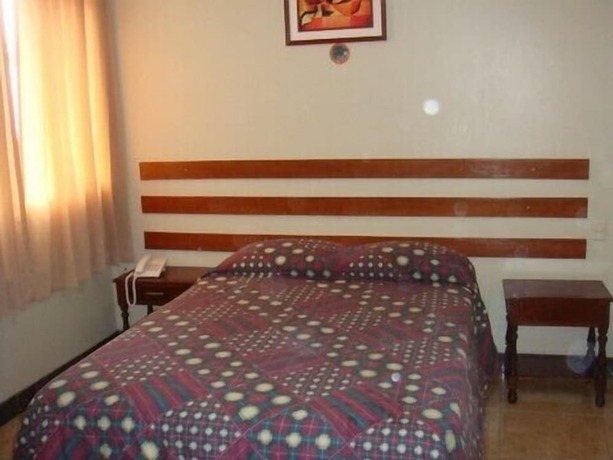 Imagen de la habitación del Hotel Begonias - Chiclayo. Foto 10