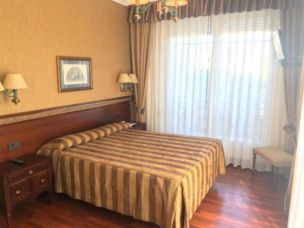 Imagen de la habitación del Hotel Bego&ntilde;a Park. Foto 3