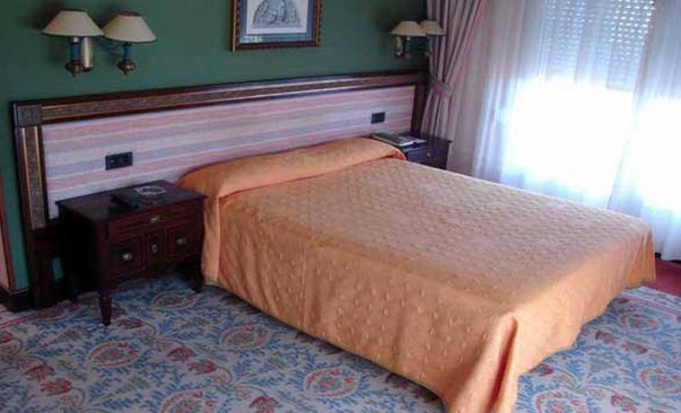 Imagen de la habitación del Hotel Begoña Park. Foto 7