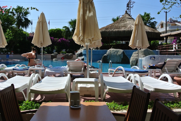 Imagen de la piscina del Hotel Begonville, Marmaris. Foto 12
