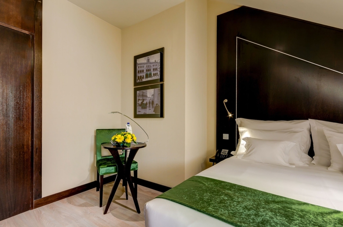 Imagen de la habitación del Hotel Behotelisboa. Foto 13