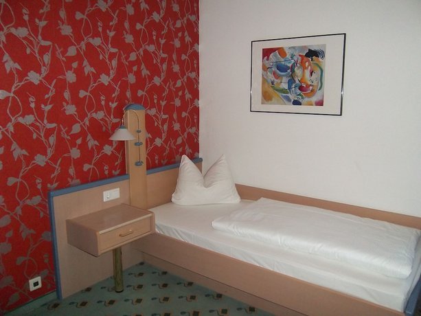 Imagen de la habitación del Hotel Behringers Freizeit- and Tagungshotel. Foto 8