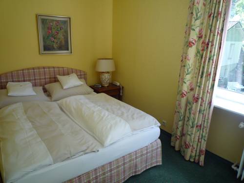 Imagen de la habitación del Hotel Behringer's Traube. Foto 6