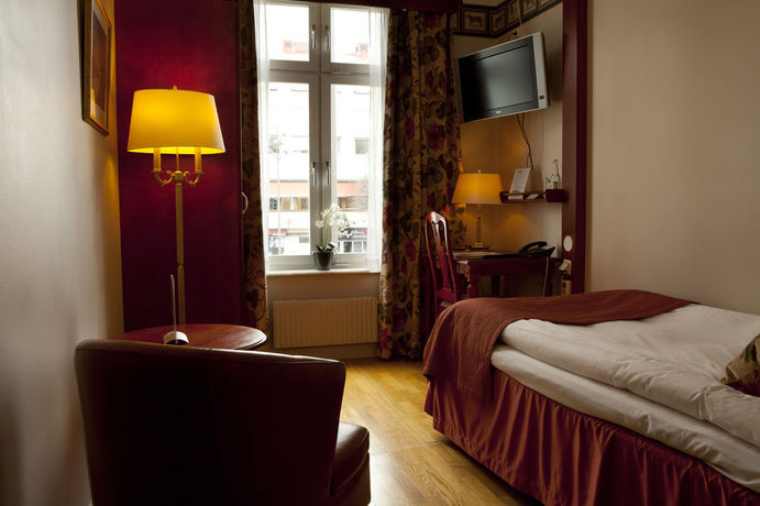 Imagen de la habitación del Hotel Behrnl. Foto 6