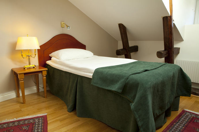 Imagen de la habitación del Hotel Behrnl. Foto 11