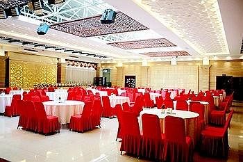 Imagen de los interiores del Hotel Beidahuang International. Foto 16