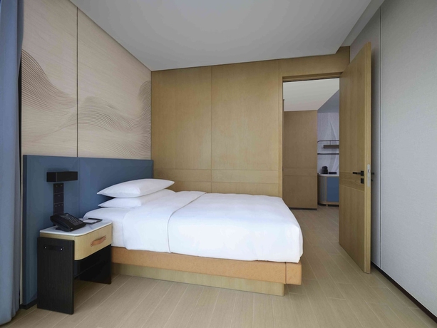 Imagen de la habitación del Hotel Beihai Marriott Resort. Foto 5