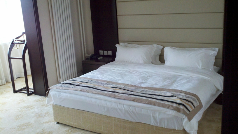 Imagen de los interiores del Hotel Beijing Aulympic Airport. Foto 8