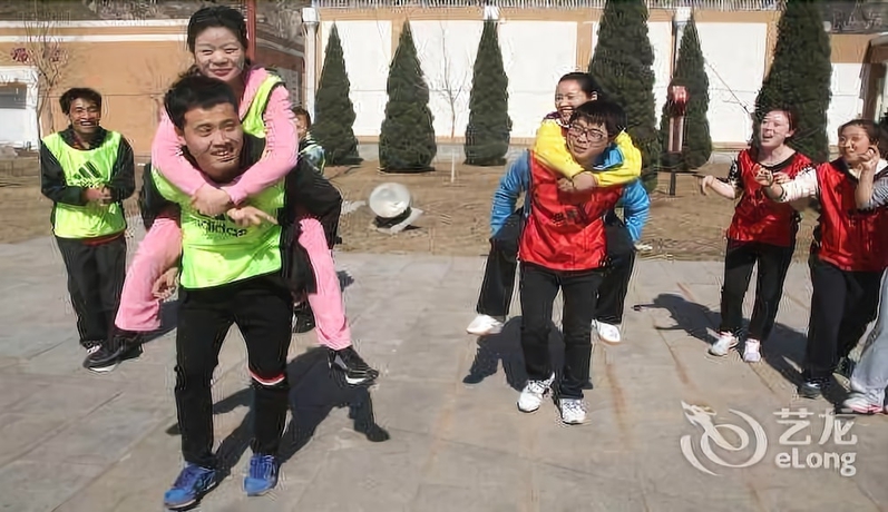 Imagen de la habitación del Hotel Beijing Cloud Villa Resort. Foto 14