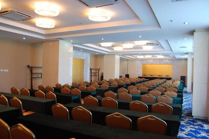 Imagen de los exteriores del Hotel Beijing Commercial Business Hotel. Foto 18