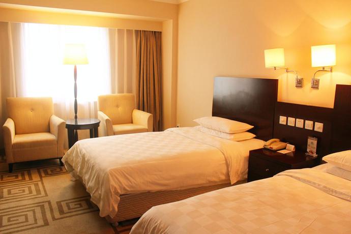 Imagen general del Hotel Beijing Continental Grand. Foto 10