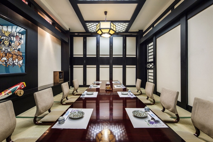 Imagen del bar/restaurante del Hotel Beijing. Foto 4