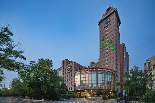 Imagen de los exteriores del Hotel Beijing Feitian. Foto 11