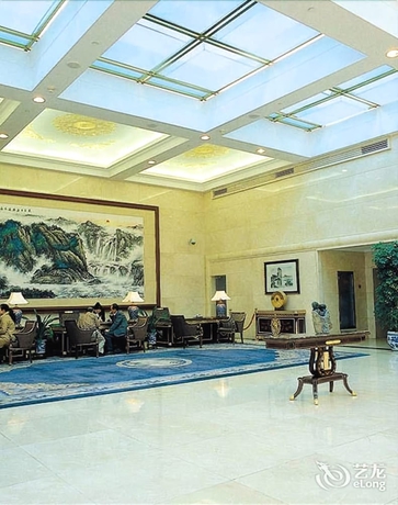 Imagen de los interiores del Hotel Beijing Friendship Hotel. Foto 18