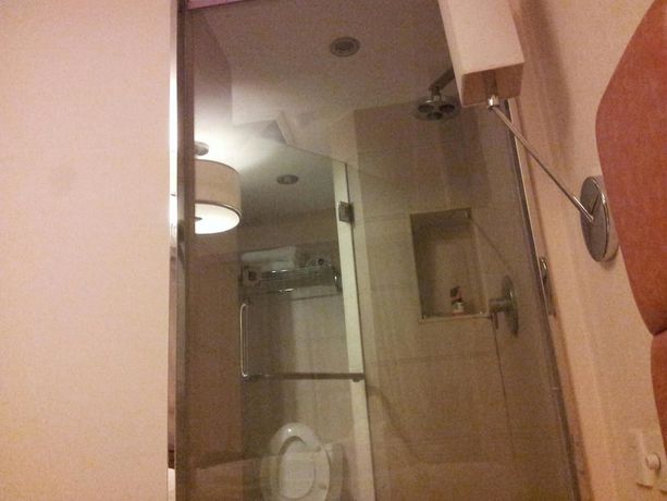 Imagen de la habitación del Hotel Beijing Fuyoujie Hotel. Foto 6
