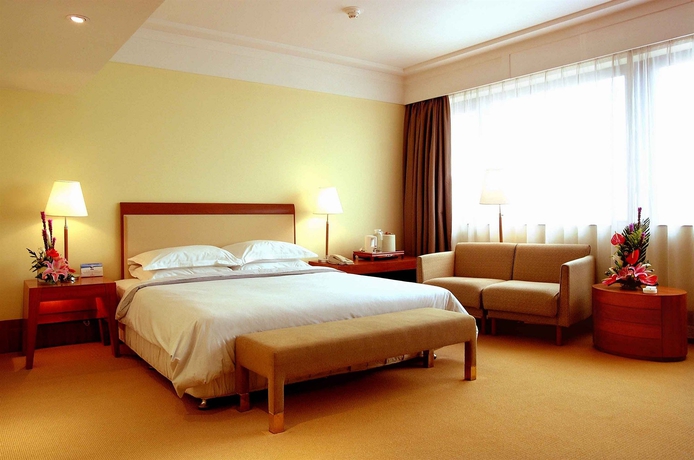 Imagen de la habitación del Hotel Beijing International. Foto 5