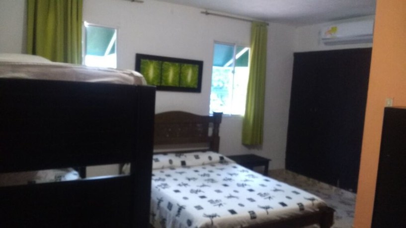 Imagen de la habitación del Hotel Beijing International, Isla de Tierra Bomba. Foto 4