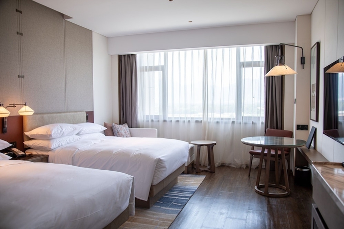 Imagen de la habitación del Hotel Beijing Marriott Yanqing. Foto 8