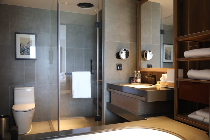 Imagen de la habitación del Hotel Beijing Marriott Yanqing. Foto 9