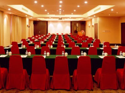 Imagen de los interiores del Hotel Beijing Oriental Culture Hotel. Foto 6