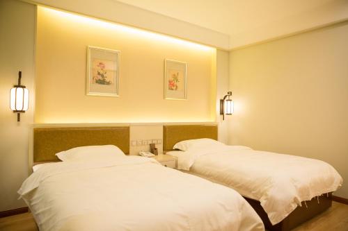 Imagen de la habitación del Hotel Beijing Palace. Foto 6