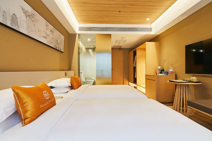 Imagen de la habitación del Hotel Beijing Palace Garden Beiqing. Foto 14