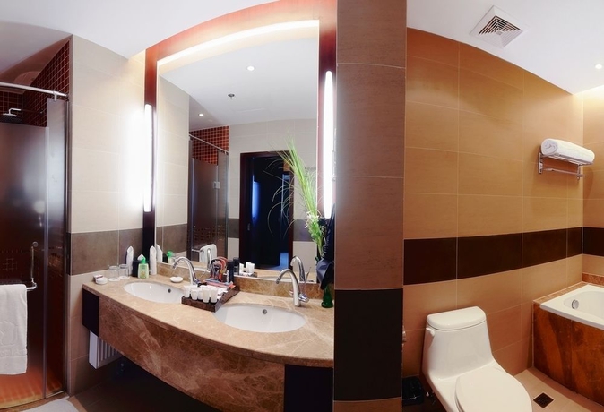 Imagen de la habitación del Hotel Beijing Palace Soluxe Astana. Foto 4