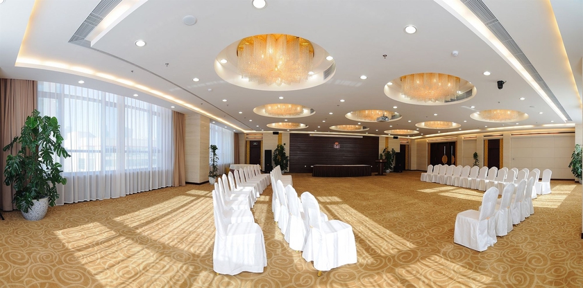 Imagen de los interiores del Hotel Beijing Palace Soluxe Astana. Foto 10