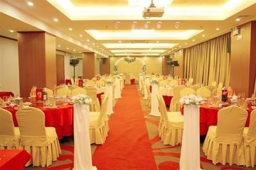 Imagen del bar/restaurante del Hotel Beijing Starmoon Hotel. Foto 4