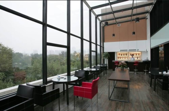 Imagen del bar/restaurante del Hotel Beijing Sunjoy. Foto 3