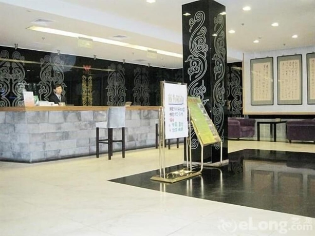 Imagen de los interiores del Hotel Beijing Tiantan Xingcheng. Foto 18
