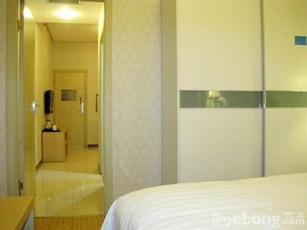 Imagen de la habitación del Hotel Beijing Tiantan Xingcheng. Foto 10