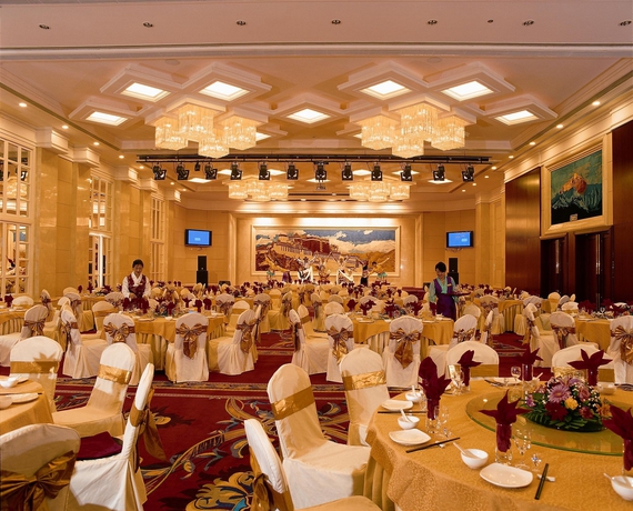 Imagen de los interiores del Hotel Beijing Tibet. Foto 14