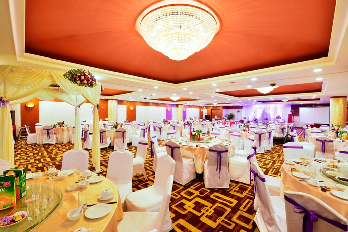 Imagen de los interiores del Hotel Beijing Xinqiao. Foto 9