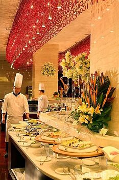 Imagen del bar/restaurante del Hotel Beijing Yulong International. Foto 2