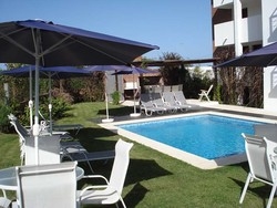 Imagen de la piscina del Hotel Beiramar. Foto 6