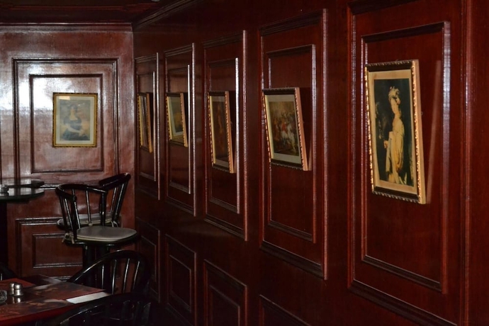 Imagen del bar/restaurante del Hotel Beirut. Foto 2