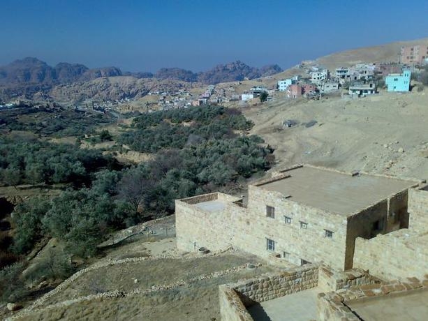 Imagen de los exteriores del Hotel Beit Zaman. Foto 4