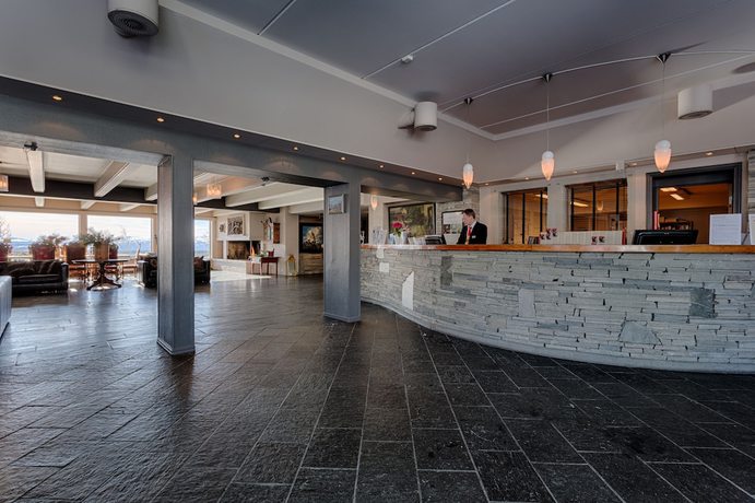 Imagen de los interiores del Hotel Beito Resort. Foto 19
