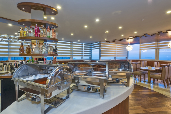 Imagen del bar/restaurante del Hotel Bekdas Deluxe and Spa. Foto 7