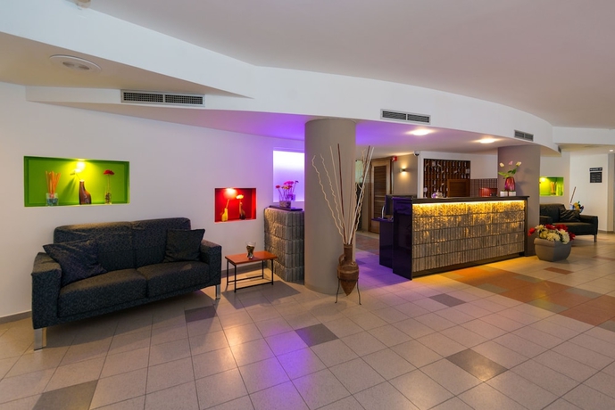 Imagen de los interiores del Hotel Bel 3. Foto 17