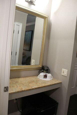 Imagen general del Hotel Bel Abri Napa Valley Inn. Foto 3