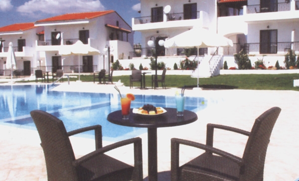 Imagen de la piscina del Hotel Bel Air, Alejandrópolis. Foto 5