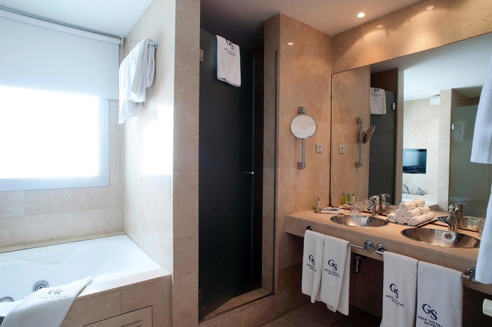 Imagen de la habitación del Hotel Bel Air, Castelldefels. Foto 7